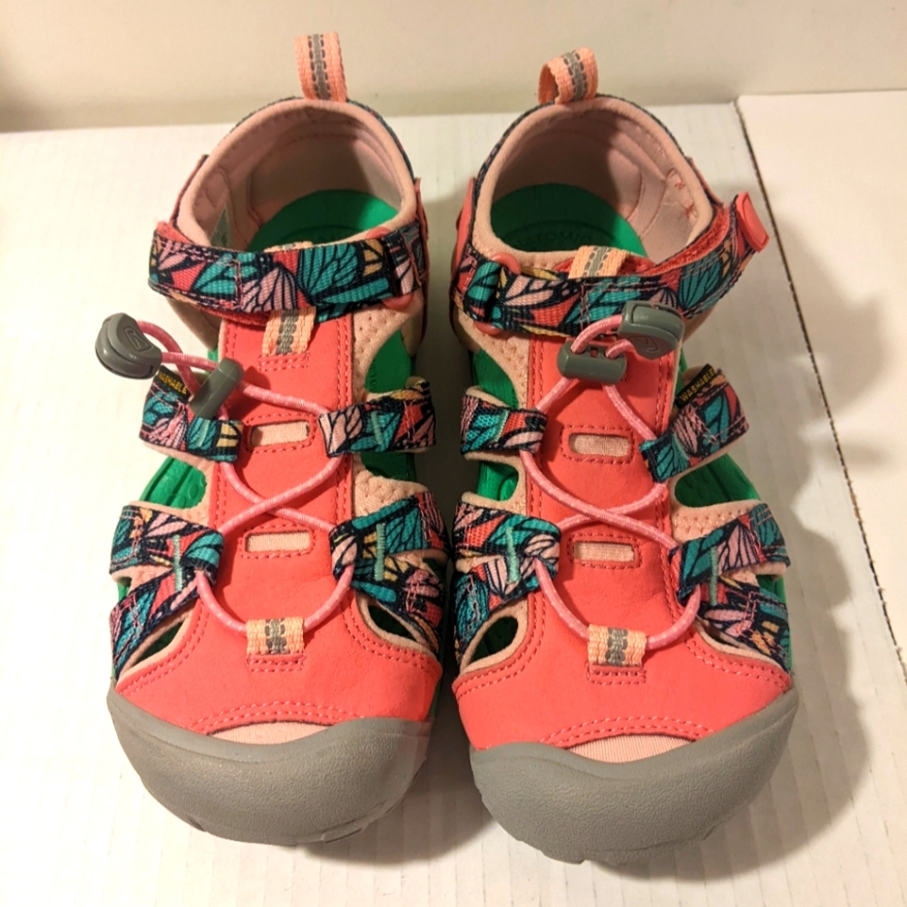 Keen Secamp II CNX Girls Sandals Color Tea Rose/ Peach Pearl Size 2